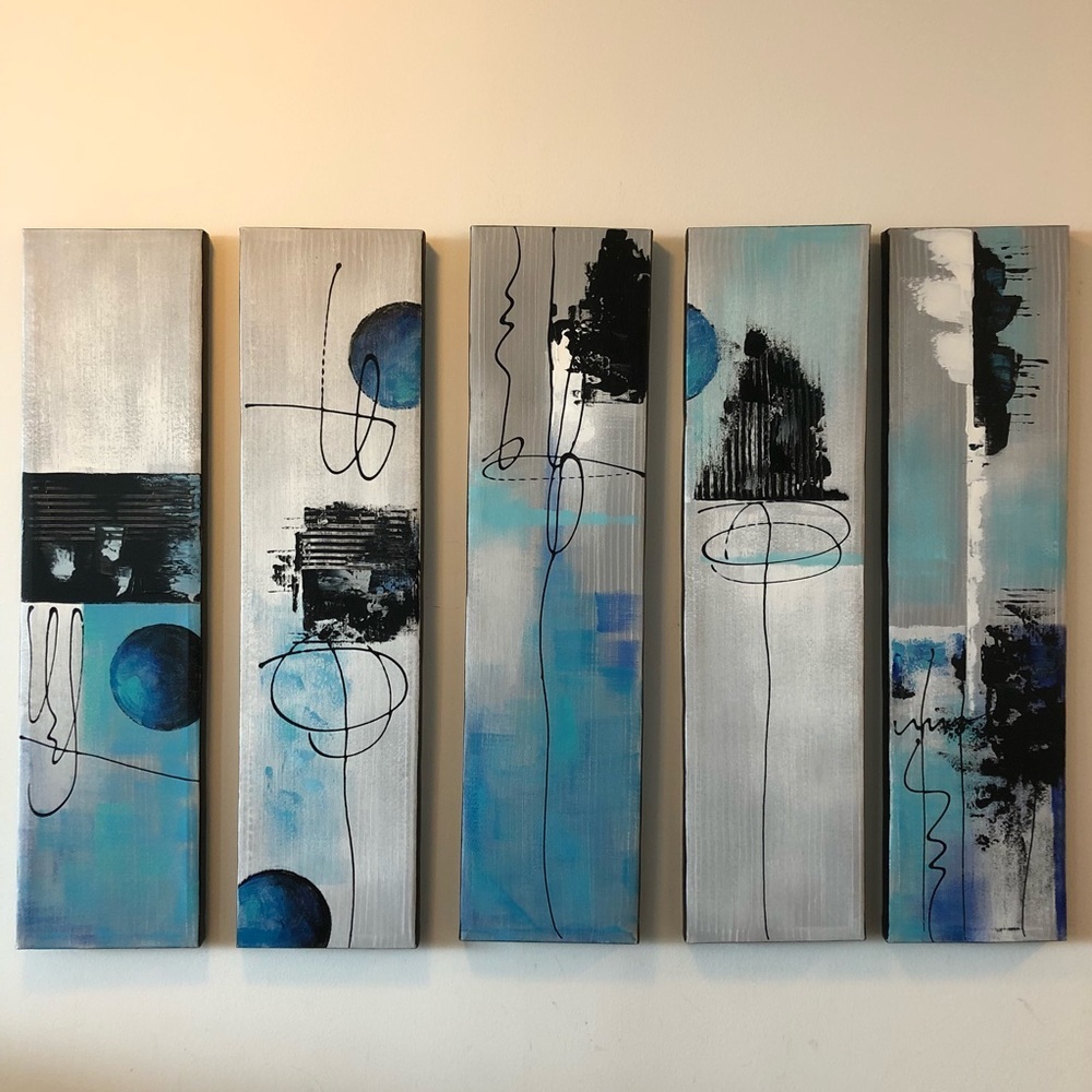 A set of 5 piece paintings